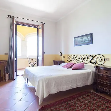 Con Piscina 14 Posti Letto * Περούτζια