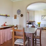 Con Piscina 14 Posti Letto Сasa de vacaciones *