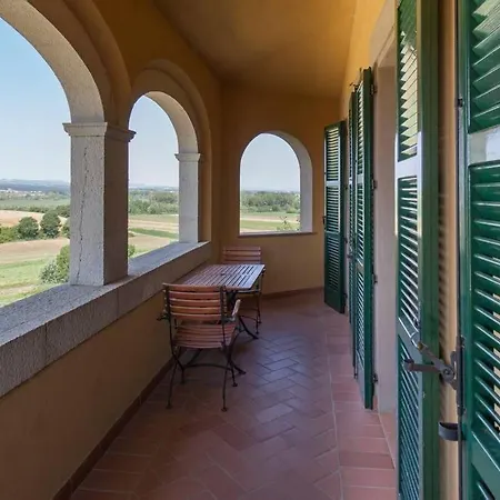 Nyaraló Con Piscina 14 Posti Letto *